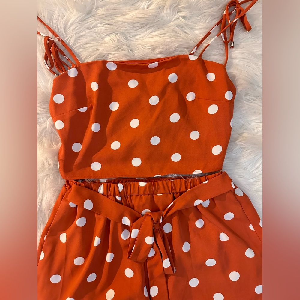 Blue Blush orange polka dot two piece outfit size: M - Picture 3 of 4